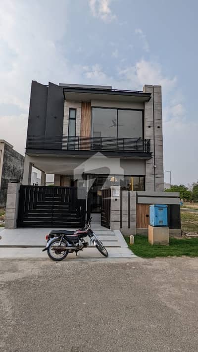 5 Marla Like New Used Modern Designer House For Rent
