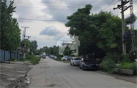 I-10 6 Kanal Plot with Good Location Best Investment Opportunity