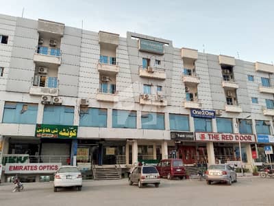 ڈی ۔ 12 مرکز ڈی ۔ 12,اسلام آباد میں 1 مرلہ Studio دکان 4.25 کروڑ میں برائے فروخت۔ ڈی ۔ 12 مرکز ڈی ۔ 12,اسلام آباد میں 1 مرلہ Studio دکان 4.25 کروڑ میں برائے فروخت۔