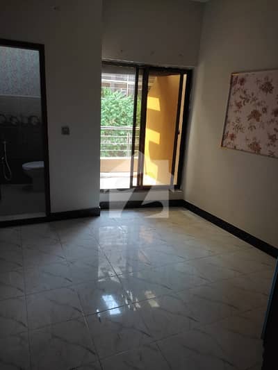 10 Marla Brand New Big Road For Sale