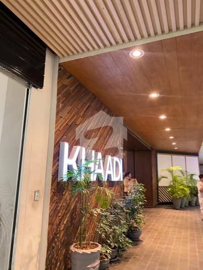 جی ٹی روڈ اسلام آباد میں 1 کمرے کا 1 مرلہ دکان 1.0 کروڑ میں برائے فروخت۔ جی ٹی روڈ اسلام آباد میں 1 کمرے کا 1 مرلہ دکان 1.0 کروڑ میں برائے فروخت۔