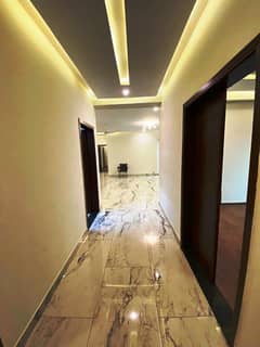 10 Marla Open View 5th Floor Apartment For Sale, Askari 11 Sector D