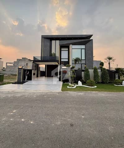 ONE KANAL HOUSE FOR SALE IN DHA PHASE 6 ONE KANAL HOUSE FOR SALE IN DHA PHASE 6