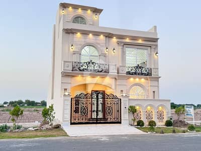 رائل آرچرڈ ملتان پبلک سکول روڈ,ملتان میں 4 کمروں کا 7 مرلہ مکان 2.25 کروڑ میں برائے فروخت۔