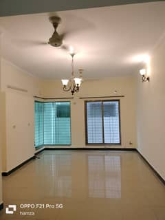 10 MARLA 5 BEDROOM HOUSE AVAILBLE FOR RENT IN ASKARI 11 LAHORE