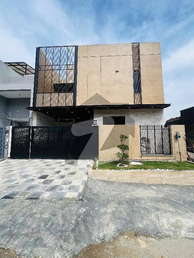 8 Marla Double Story Designer House For Sale Block E Multi Gardens B-17