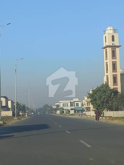 ڈی ایچ اے فیز 7 - بلاک وائے فیز 7,ڈیفنس (ڈی ایچ اے),لاہور میں 1 کنال رہائشی پلاٹ 2.7 کروڑ میں برائے فروخت۔ ڈی ایچ اے فیز 7 - بلاک وائے فیز 7,ڈیفنس (ڈی ایچ اے),لاہور میں 1 کنال رہائشی پلاٹ 2.7 کروڑ میں برائے فروخت۔