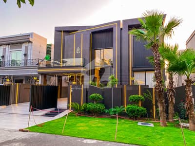 100% ORIGNAL KANAL ULTRA MODERN SUPER LUXURY BUNGALOW FOR SALE ON TOP LACTION