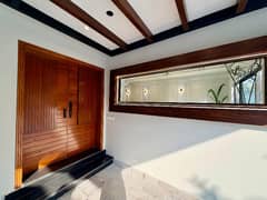 Bahria Enclave Islamabad 10 Marla Modern House Available For Sale.