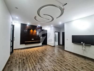 1 Kanal Vip Upper Portion Available For Rent In Architect Society Near Johar town Ucp University Lahore