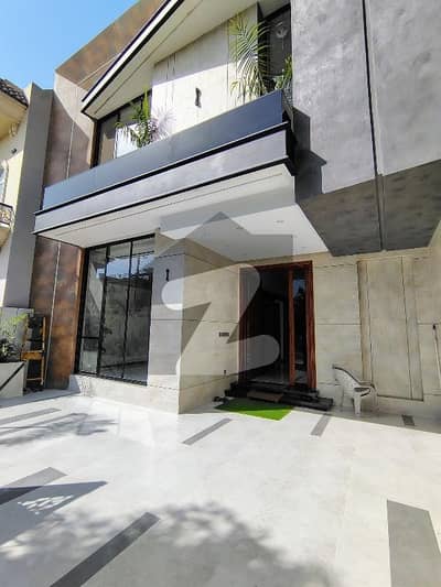 10 Marla Brand New House for sale 10 Marla Brand New House for sale