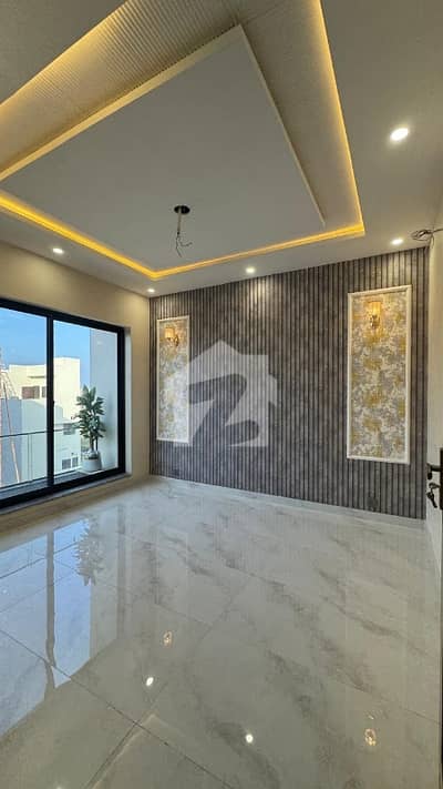 5 MARLA DOUBLE STOREY INDEPENDENT HOUSE AVAILABLE FOR RENT IN EDEN BOULEVARD HOUSING SCHEME COLLEGE ROAD LAHORE