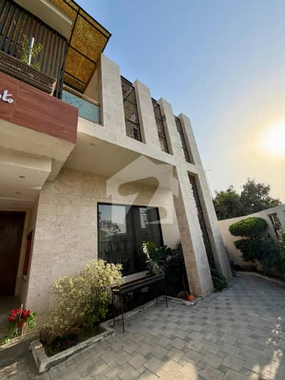 1 Kanal Corner House Available For Rent in Fazaia Housing Scheme Phase 1 Lahore.