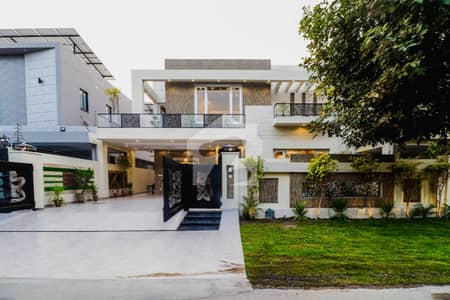 10 Marla 4 Bedrooms House Is Available For Sale In DHA Phase 8 Opposite Lahore Airport 10 Marla 4 Bedrooms House Is Available For Sale In DHA Phase 8 Opposite Lahore Airport