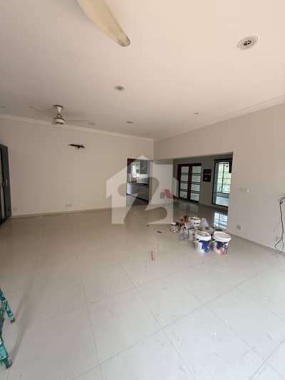 1 Kanal New Upper Portion Separate Gate