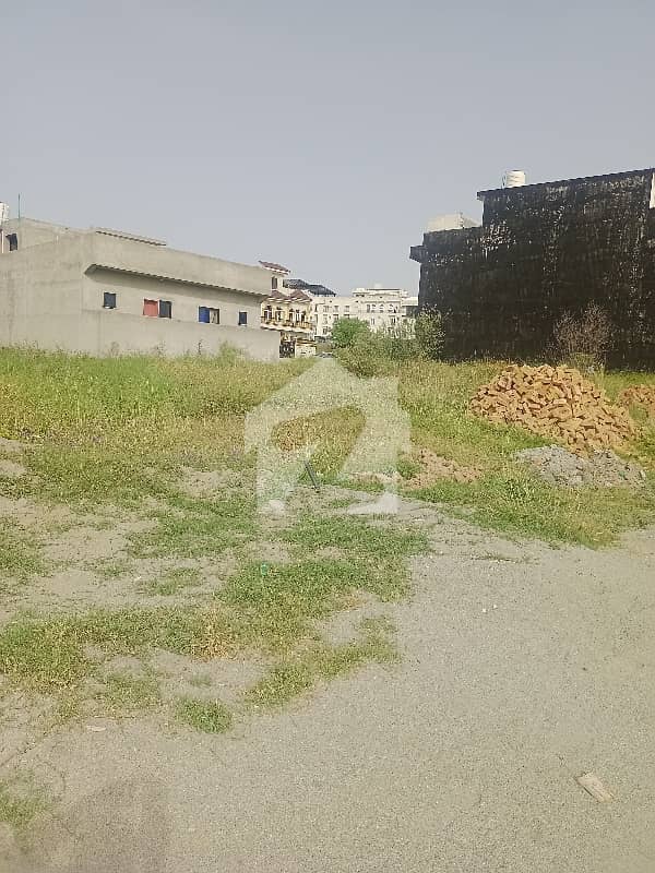 ای ۔ 18 اسلام آباد میں 8 مرلہ رہائشی پلاٹ 56.0 لاکھ میں برائے فروخت۔ ای ۔ 18 اسلام آباد میں 8 مرلہ رہائشی پلاٹ 56.0 لاکھ میں برائے فروخت۔
