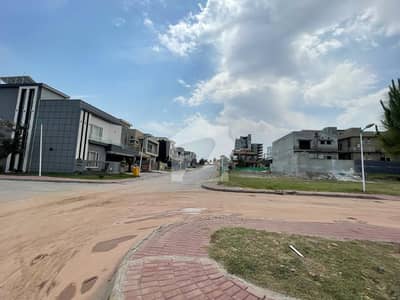 بحریہ ٹاؤن فیز 8 ۔ بلاک آئی بحریہ ٹاؤن فیز 8,بحریہ ٹاؤن راولپنڈی,راولپنڈی میں 10 مرلہ رہائشی پلاٹ 1.15 کروڑ میں برائے فروخت۔ بحریہ ٹاؤن فیز 8 ۔ بلاک آئی بحریہ ٹاؤن فیز 8,بحریہ ٹاؤن راولپنڈی,راولپنڈی میں 10 مرلہ رہائشی پلاٹ 1.15 کروڑ میں برائے فروخت۔