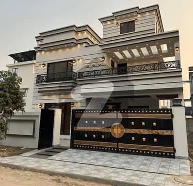 الجلیل گارڈن لاہور میں 5 کمروں کا 10 مرلہ مکان 2.7 کروڑ میں برائے فروخت۔