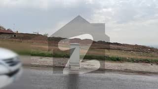 BAHRIA TOWN Phase 8 Sector L 5 Marla Plot