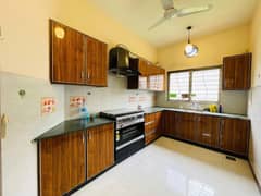 14 Marla Upper Portion For Rent