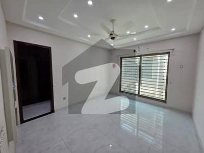 1 Kanal Upper Portion Avaliable For Rent In Lake City