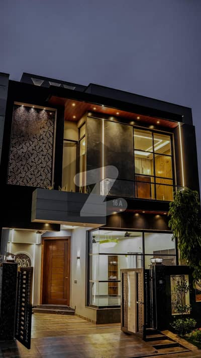 BRAND BEW 5 MARLA HOUSE FOR SALE DHA 9 TOWN BRAND BEW 5 MARLA HOUSE FOR SALE DHA 9 TOWN