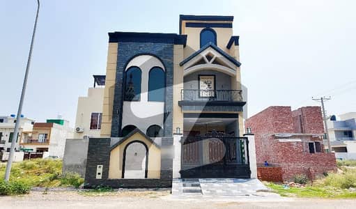Prime Location 5 Marla House For Sale In Paragon City - Imperial 2 Block Lahore