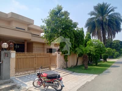 ڈی ایچ اے فیز 3 - بلاک ایکس فیز 3,ڈیفنس (ڈی ایچ اے),لاہور میں 5 کمروں کا 1 کنال مکان 3.0 لاکھ میں کرایہ پر دستیاب ہے۔ ڈی ایچ اے فیز 3 - بلاک ایکس فیز 3,ڈیفنس (ڈی ایچ اے),لاہور میں 5 کمروں کا 1 کنال مکان 3.0 لاکھ میں کرایہ پر دستیاب ہے۔