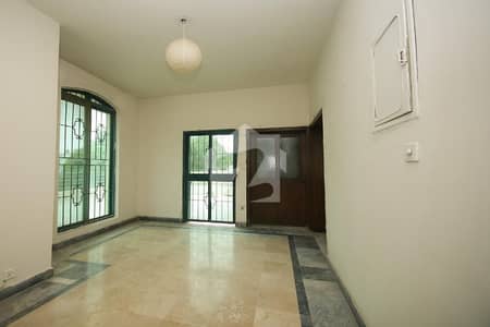 DHA Phase 1, 01 Kanal, UnFurnished Upper Portion For Rent. Original Pictures Attached.