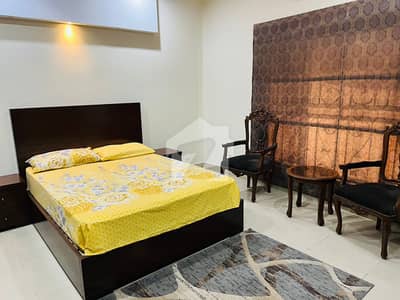 DHA Phase 5, 01 Kanal, Fully Furnished Bedroom For Rent. Original Pics Attached. ONLY FOR BOYS