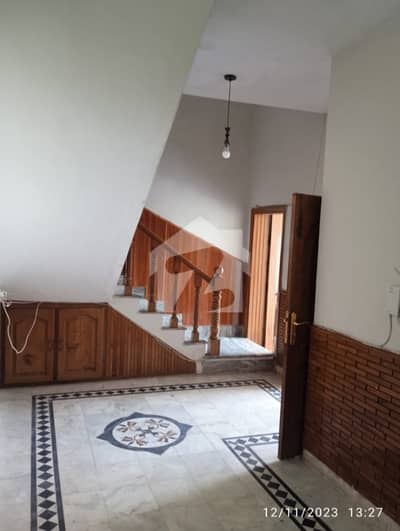 G-9, 40x80 Full House 6-Beds FOR RENT