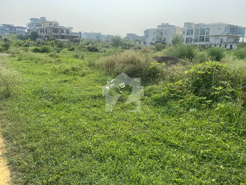 40*80 Corner Plot prime location 40*80 Corner Plot prime location