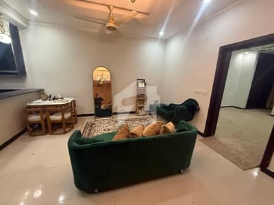 ای ۔ 11 اسلام آباد میں 2 کمروں کا 8 مرلہ زیریں پورشن 1.0 لاکھ میں کرایہ پر دستیاب ہے۔