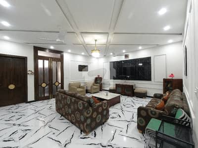 Get An Attractive On Excellent Location House In Islamabad