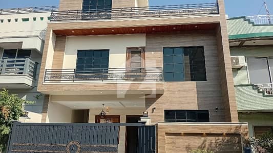 Brand New double storey house 30x60
