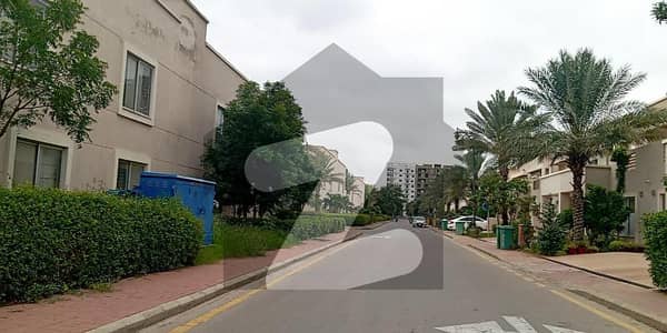 Quaid Villas 200 Square Yard Close To Entrance Of BTK 3 Bed One Unit Villas FOR SALE