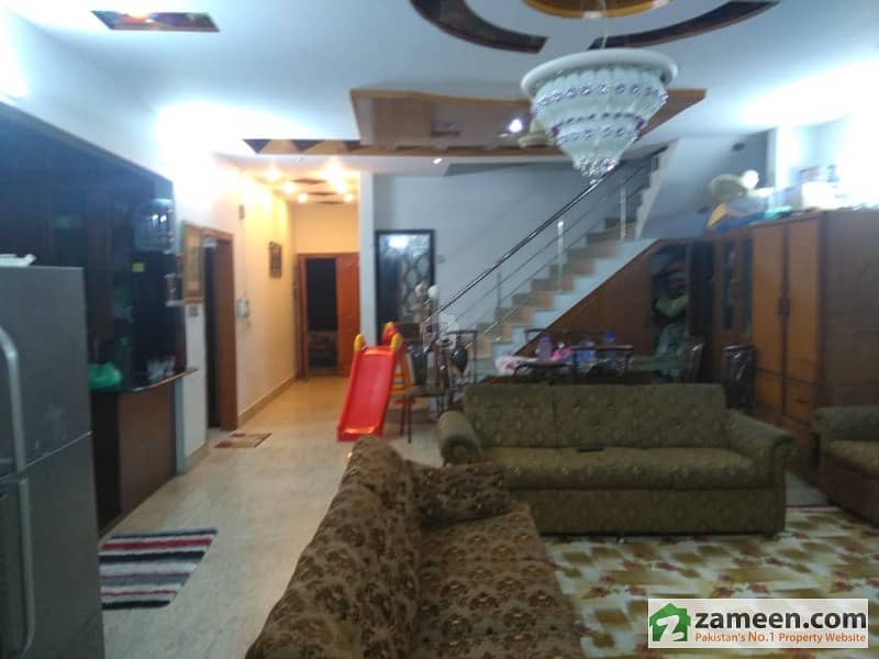 3rd Floor Bungalow Portion With Roof 330 Sq Yard For Sale In Federal B Area Block13