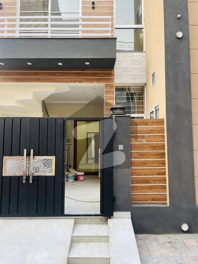 5 Marla Brand New House Available For Sale