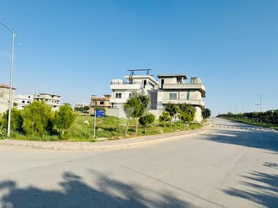 ٹاپ سٹی 1 - بلاک سی ٹاپ سٹی 1,اسلام آباد میں 1 کنال رہائشی پلاٹ 2.85 کروڑ میں برائے فروخت۔