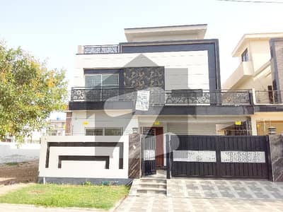 House Of 10 Marla Is Available For Sale In Central Park - Block F House Of 10 Marla Is Available For Sale In Central Park - Block F