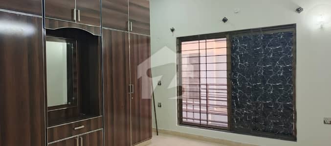 Lower Portion For Rent