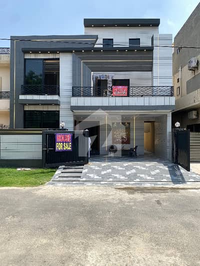 10 Marla Brand New Ultra Modern Design House For Sale In Nespak phase 3