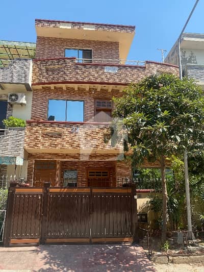 25x40 Beautifull House For Sale In G-13