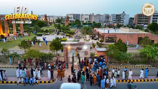 10 Marla Corner Plot Available Is Very Best And Hot Location In A Town