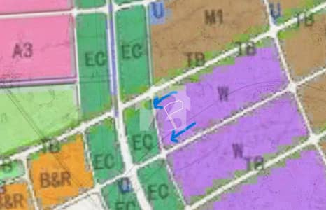 4.75 Acre Warehouse With Coastal Highway Front For Sale