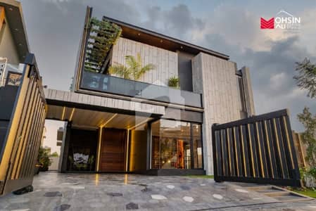 Slightly Used Well Maintained 1 Kanal Luxury Modern Near Commercial House For Sale
