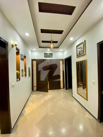 1 Kanal Double Storey House For Sale On Main Boulevard Block J Gulberg Residencia