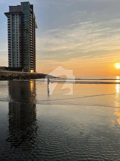 Fully Sea Facng Apartment Floor Rent On Excellent Location 2200 Square Feet Flat In DHA Defence Of Karachi Is Available For Rent
