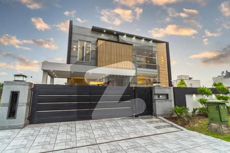 10 Marla House For Rent In DHA Phase 8 EDEN CITY Lahore