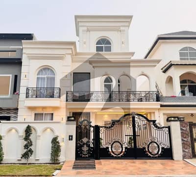 10 Marla Modern House available for Sale in Citi Housing Gujranwala